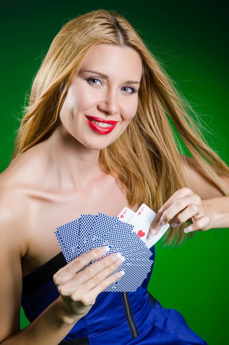 dentoto togel mobile app showing sports betting, casino, and slot game categories